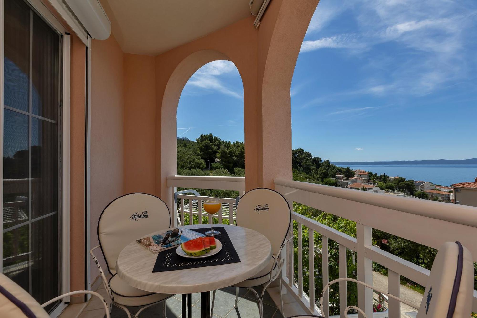 Apartments Villa Katarina Tučepi Quarto foto