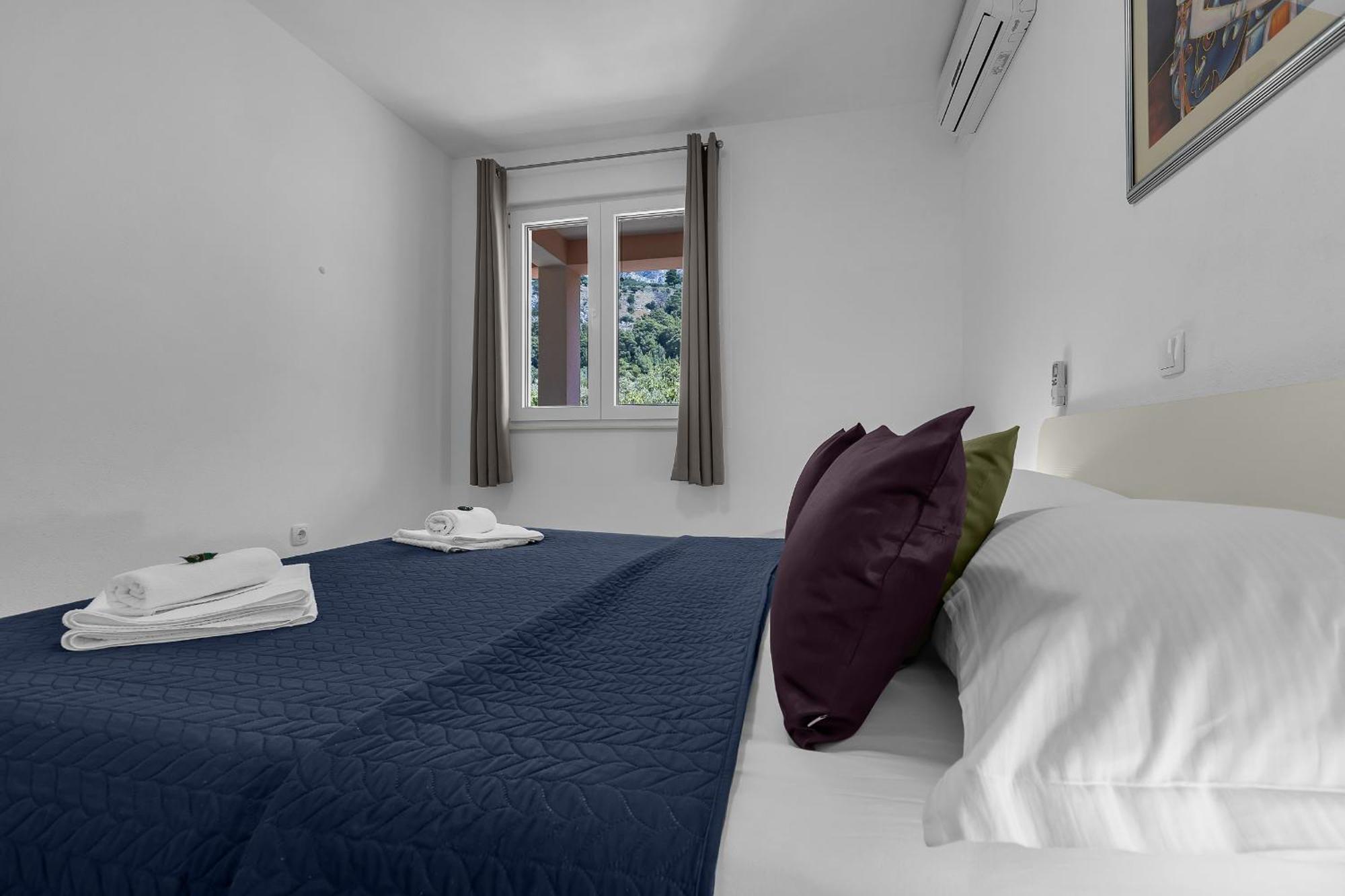 Apartments Villa Katarina Tučepi Quarto foto